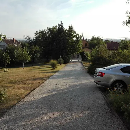 Feriehus Mandulafa Nyaralo